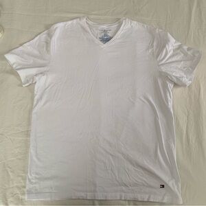 Tommy Hilfiger Men's Classic White Tee